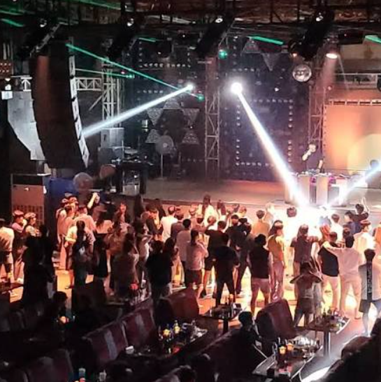 답십리 돈텔마마 메인 입구 및 건물 외부 전경 안내 사진